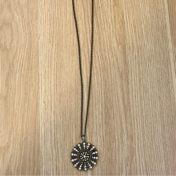 Ann Taylor Pendant Necklace - Picture 5 of 5